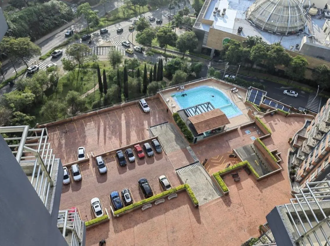 Edificio Balsos De Oviedo Appartement Medellín