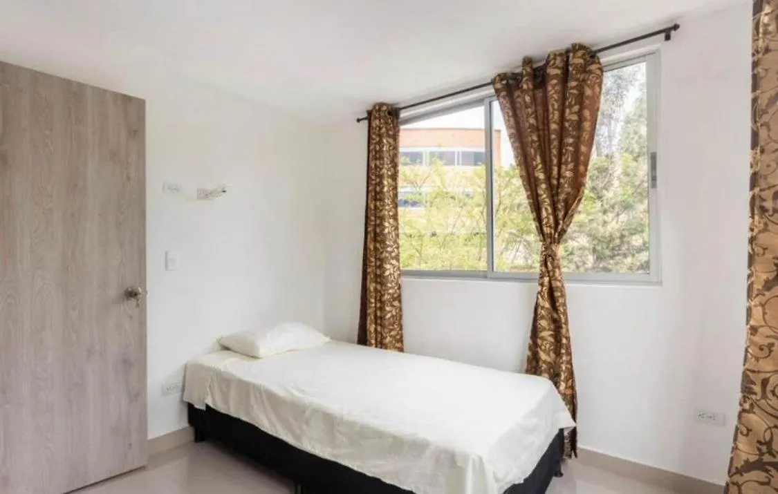 Edificio Balsos De Oviedo Apartment Medellin